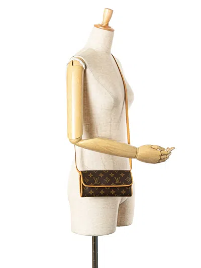 Pre-owned Louis Vuitton 2000 Monogram Pochette Twin Pm Crossbody Bag In Brown
