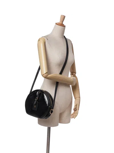 Pre-owned Louis Vuitton 2021-2025 Monogram Vernis Boite Chapeau Souple Mm Crossbody Bag In Black