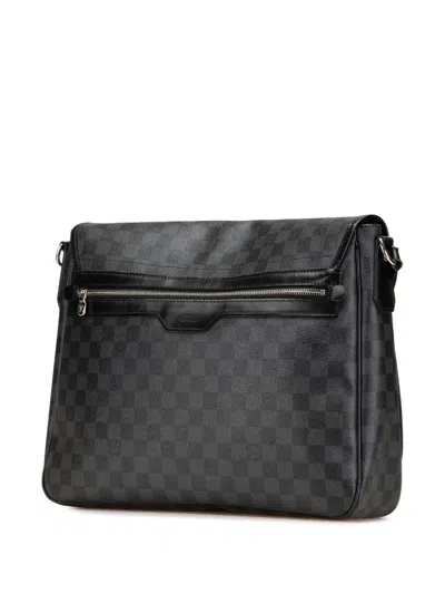 Pre-owned Louis Vuitton 2011 Damier Graphite Daniel Gm Crossbody Bag