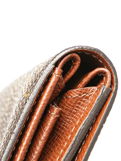 Pre-owned Louis Vuitton 2002 Monogram Porte Monnaie Coin Pouch In Brown