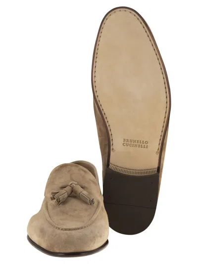 Brunello Cucinelli Men Suede Moccasins With Tassels In Brown