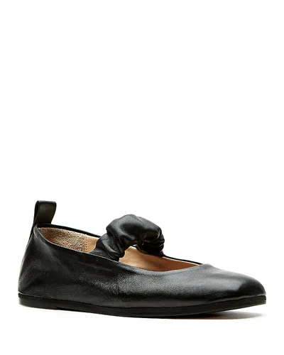 La Canadienne Grey Leather Mary Jane Ballerina Flats