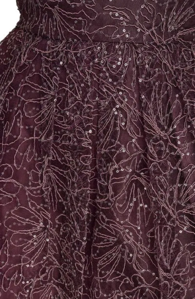 Donna Karan New York Sleeveless Sequin Cocktail Dress In Burgundy