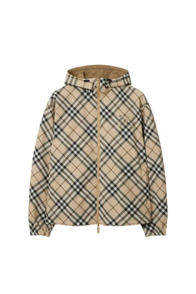 Burberry Quilted Jacket With Distinctive Plaid Pattern