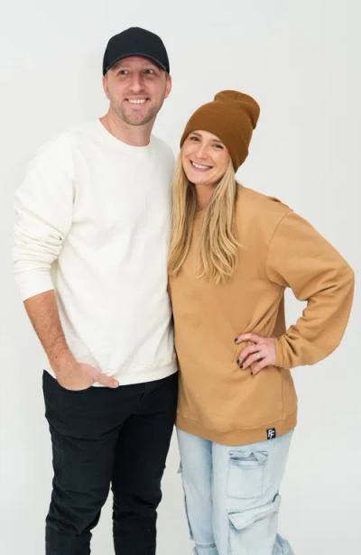 Laree + Co Basic Unisex Adult Sweatshirt