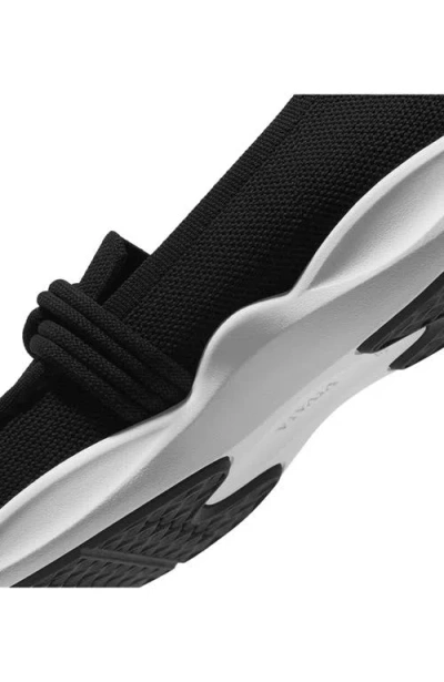 Vivaia Water-repellent Round-toe Sneaker Loafers