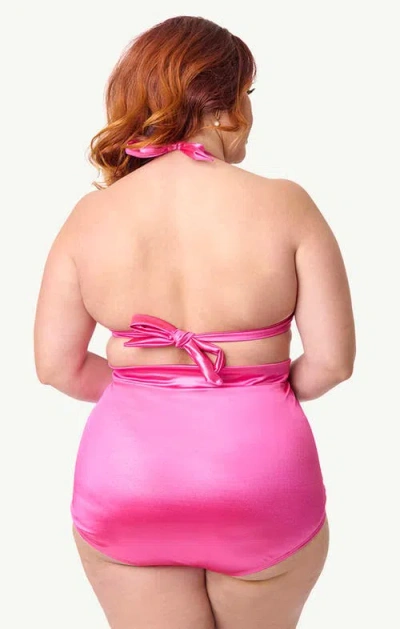 UNIQUE VINTAGE UNIQUE VINTAGE PLUS SIZE MONROE HALTER BIKINI TOP 