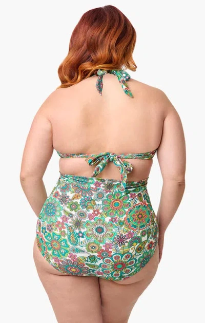UNIQUE VINTAGE UNIQUE VINTAGE PLUS SIZE MONROE HALTER BIKINI TOP 