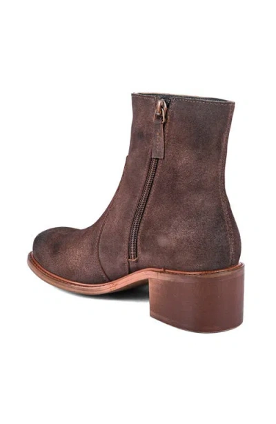 Roan Notice Boot
