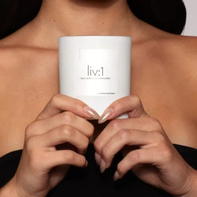 Sarah Maxwell Beauty Liv1 Scented Candle