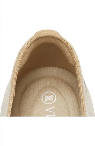 Vivaia Pointed-toe Bow Loafers