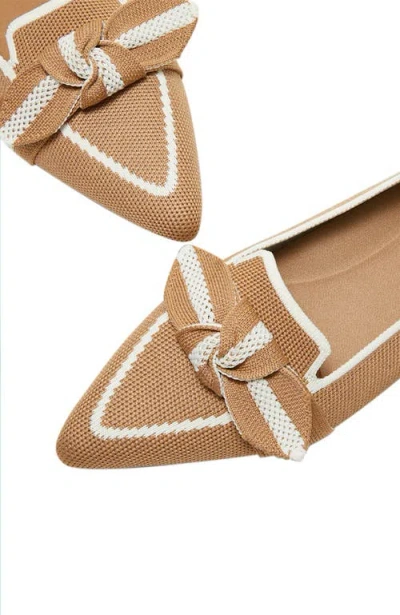 Vivaia Pointed-toe Bow Loafers