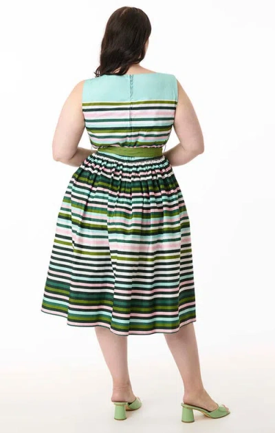 UNIQUE VINTAGE UNIQUE VINTAGE PLUS SIZE SLEEVELESS BELTED SWING DRESS 
