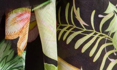 Echo Oasis Series Scarf