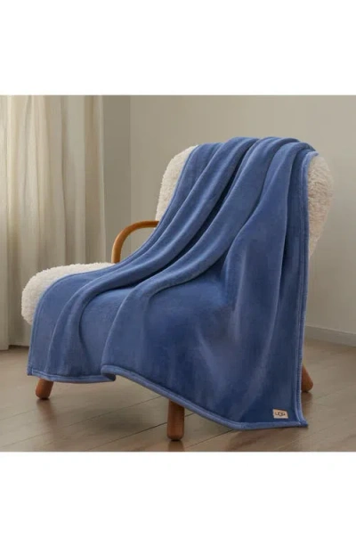 Ugg(r) Coco Throw Blanket