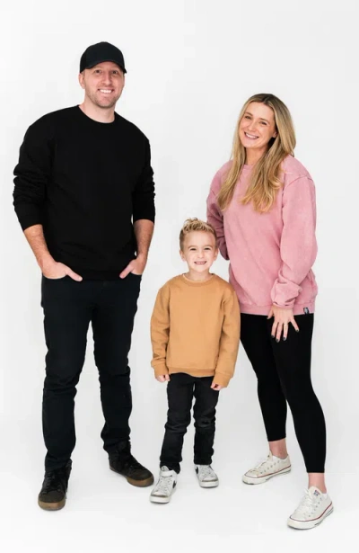 Laree + Co Basic Unisex Adult Sweatshirt