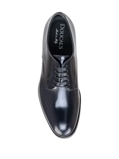 Doucal's Black Patent Leather Derby Lace-ups In Black
