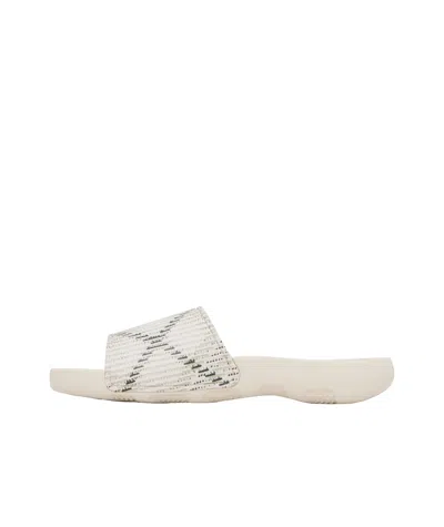 Burberry Beige Check Dive Pool Slides