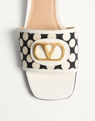Valentino Sandalo Slide Vlogo Signature In Tessuto Plus De Pois 20mm