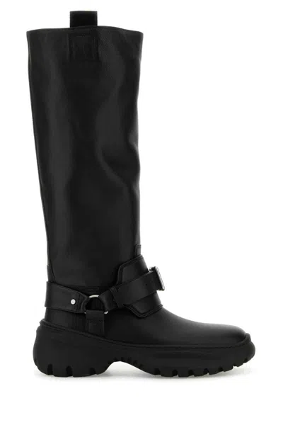 Burberry Elegant Black Leather Stomp Boots For Women