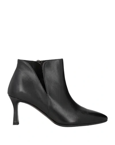 Melluso Woman Ankle Boots Black Size 6 Leather