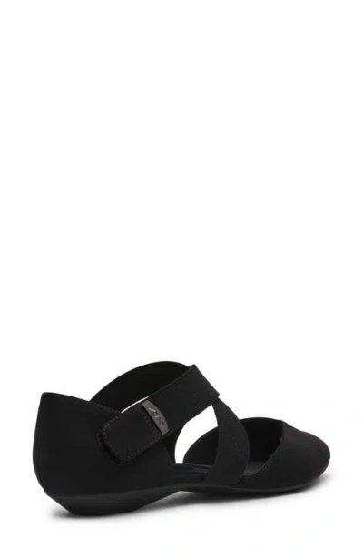 Anne Klein Oswaldo Pointed Toe Flat