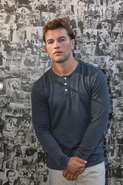 Ledger & Ford Slate Folsom Henley