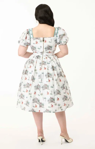 Unique Vintage Plus Size 1940s Sweetheart Button Front Swing Dress