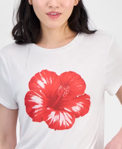 Rebellious One Juniors' Hibiscus Graphic T-shirt