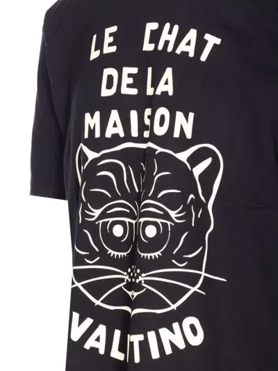 Valentino Garavani T-shirt With Le Chat De La Maison Print In Black