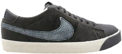Pre-owned Nike Men's  Blazer Low U2 Sneakers In Baroque Brown/black In Multi