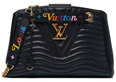 Pre-owned Louis Vuitton Women's  New Wave Chain Tote Bag In Black