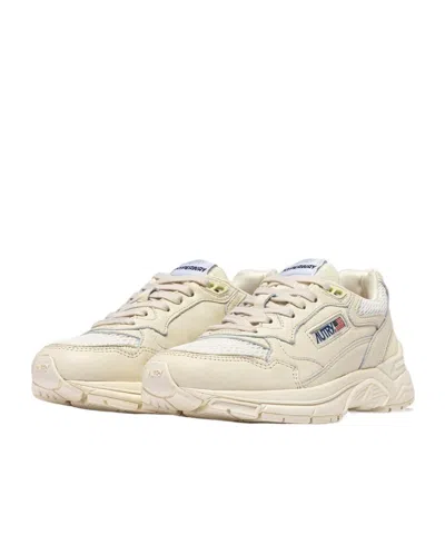 Autry Hyperway Sneakers In Whisper White Laminated Leather And Mesh In White