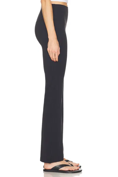 Nike Zenvy High Waisted Flare Legging