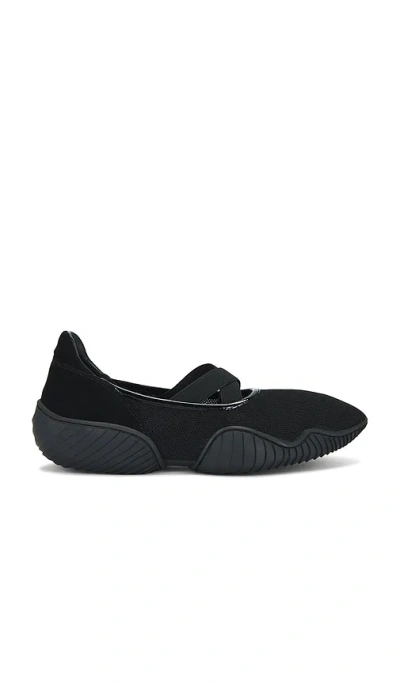 Steve Madden Vador Flats