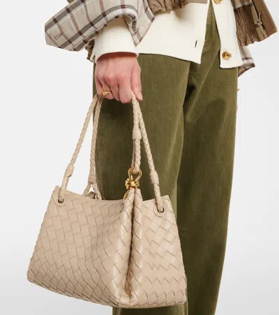 Bottega Veneta Parachute Medium Leather Tote Bag In Green