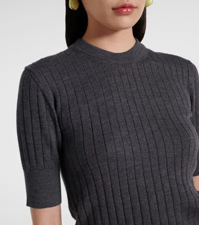 Bottega Veneta Women Ribbed Knit Cropped Top In Gray