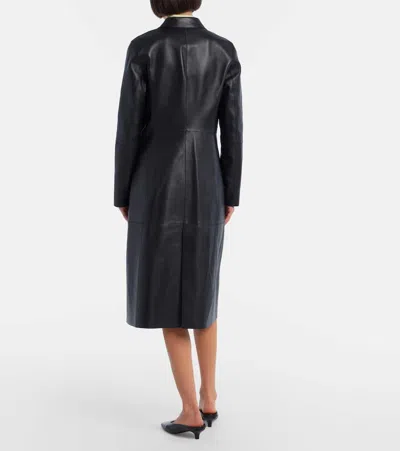 Totême Single-breasted Leather Coat In Black