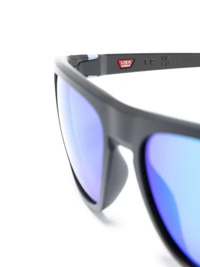 Oakley Stylish Rectangular Shape Sunglasses In Black