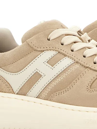 Hogan H630 Sneakers In Neutral