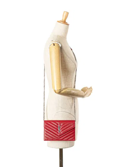 Pre-owned Saint Laurent 2018 Grain De Poudre Cassandre Envelope Wallet On Chain Crossbody Bag In Red