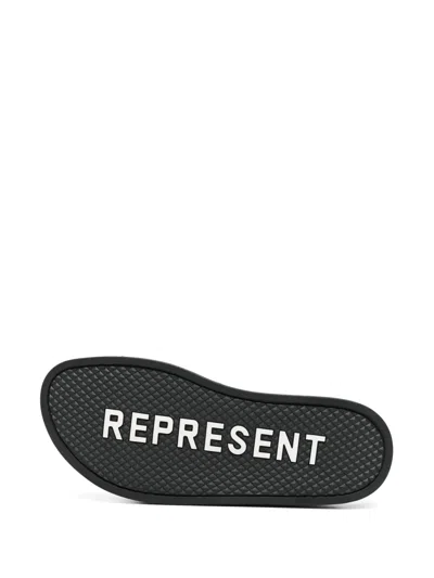 LOGO压纹橡胶拖鞋