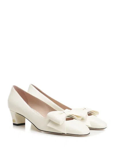 Valentino Garavani Bowow Pumps In Yellow
