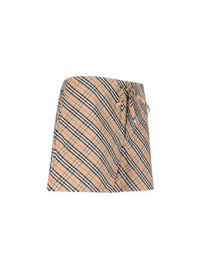 Burberry Women Beige Shorts With Elastic Drawstring Waist And All-over Check Motif In Cotton Woman