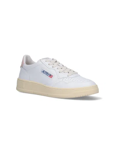 Autry Leather Medalist Low Sneakers