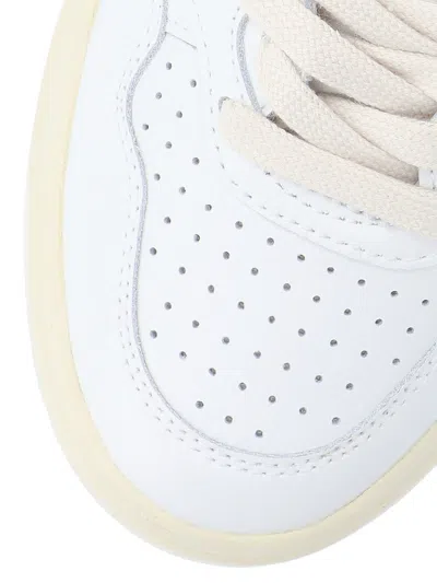 Autry Medalist Low' White Leather Sneakers