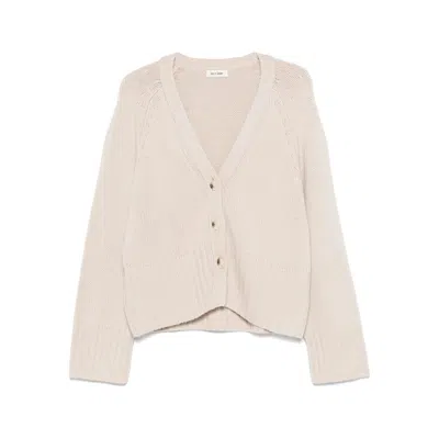 Soft Goat Cashmere V-necked Cardigan