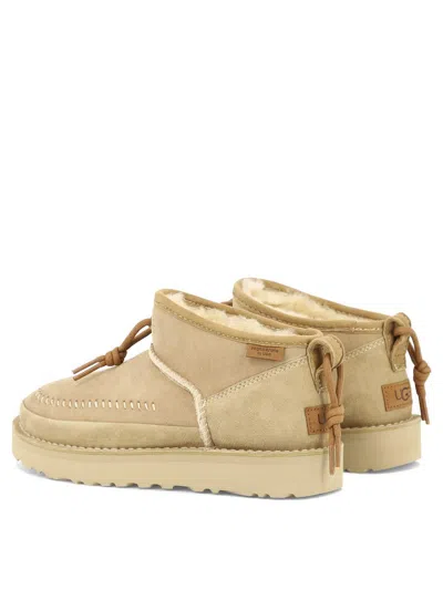 UGG UGG ANKLE BOOTS 