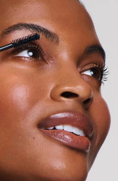 Ogee Beyond Clean Volumizing Mascara