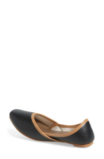 Fuchsia Classic Black Basic Jutti Flat